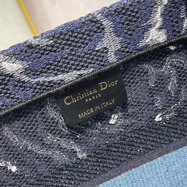 65332f82515a1.jpg 65332f82515a1.jpg