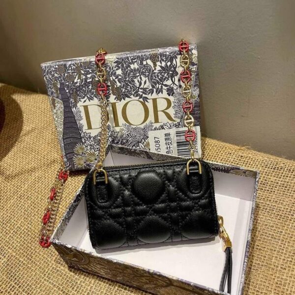 6533355851179.jpg 6533355851179.jpg