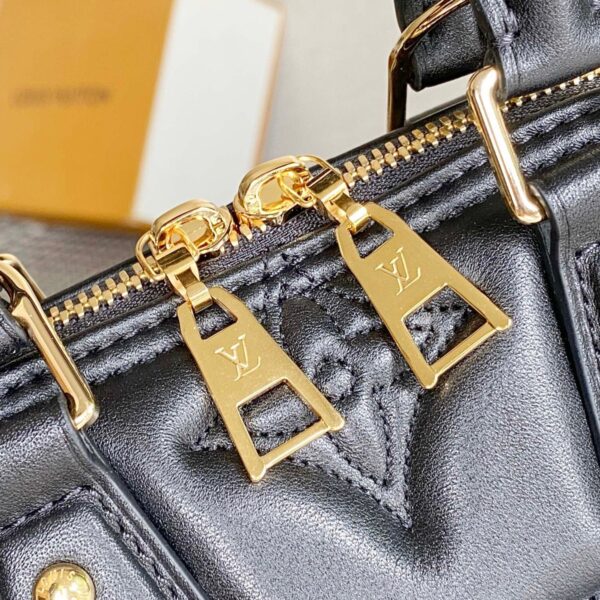 Replica-Louis-Vuitton-Alma-BB-Bag-Black-LV-M59793-7.jpg Replica-Louis-Vuitton-Alma-BB-Bag-Black-LV-M59793-7.jpg