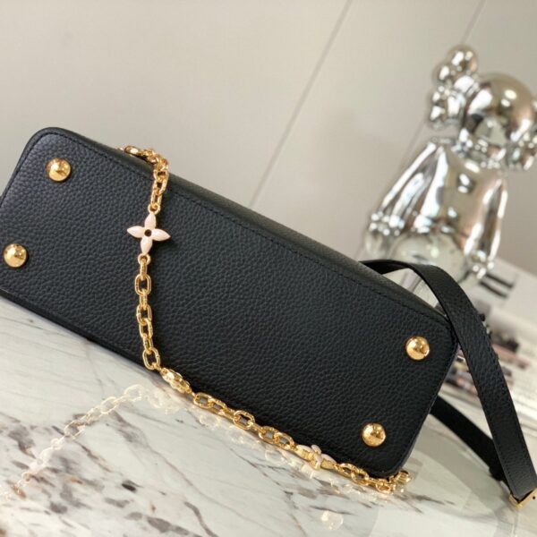 Replica-Louis-Vuitton-Capucines-MM-LV-Bag-Black-Galet-Gray-Pearly-Cream-M20708-5.jpg Replica-Louis-Vuitton-Capucines-MM-LV-Bag-Black-Galet-Gray-Pearly-Cream-M20708-5.jpg