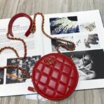 chanel-19-chain-infinity-clutch-with-chain-86063-4.jpg