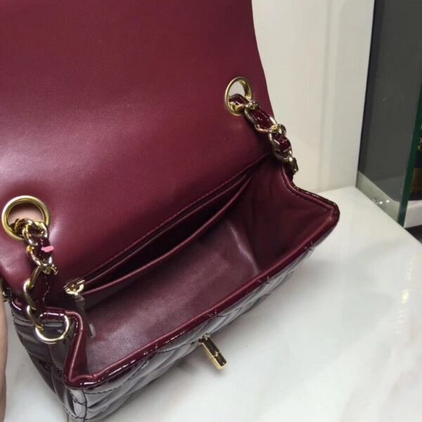 chanel-pantent-leather-17cm-classic-flap-bag-1115-6.jpg chanel-pantent-leather-17cm-classic-flap-bag-1115-6.jpg