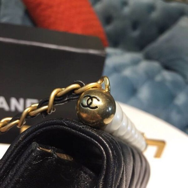 chanel-small-pearl-chain-flap-bag-as0584-7.jpg chanel-small-pearl-chain-flap-bag-as0584-7.jpg