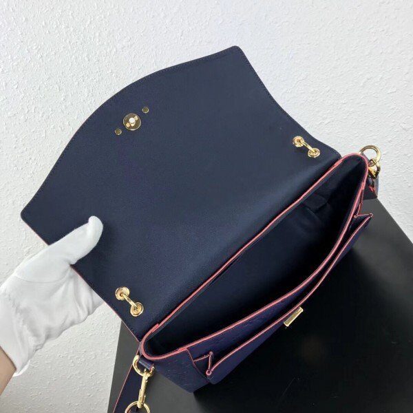 m43618-7.jpg m43618-7.jpg