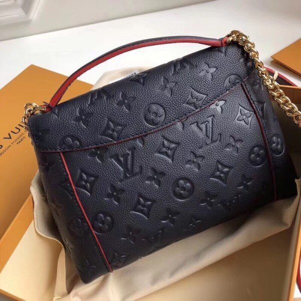 m43781-4.jpg m43781-4.jpg