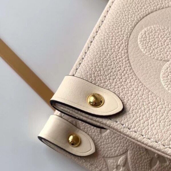 m45081-4.jpg m45081-4.jpg