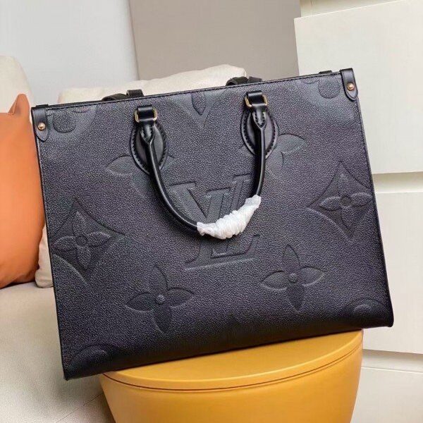 m45595-6.jpg m45595-6.jpg