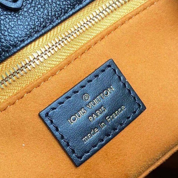 m45595-9.jpg m45595-9.jpg