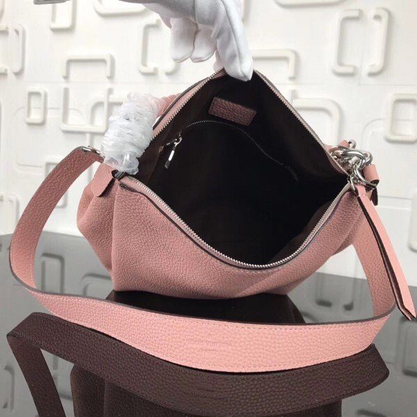 m51219-5.jpg m51219-5.jpg