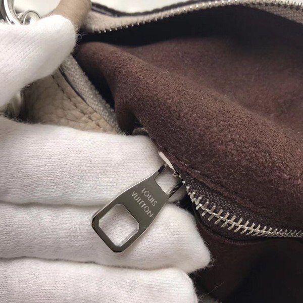 m51224-2.jpg m51224-2.jpg