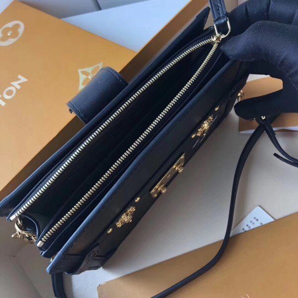 m53052-6.jpg m53052-6.jpg