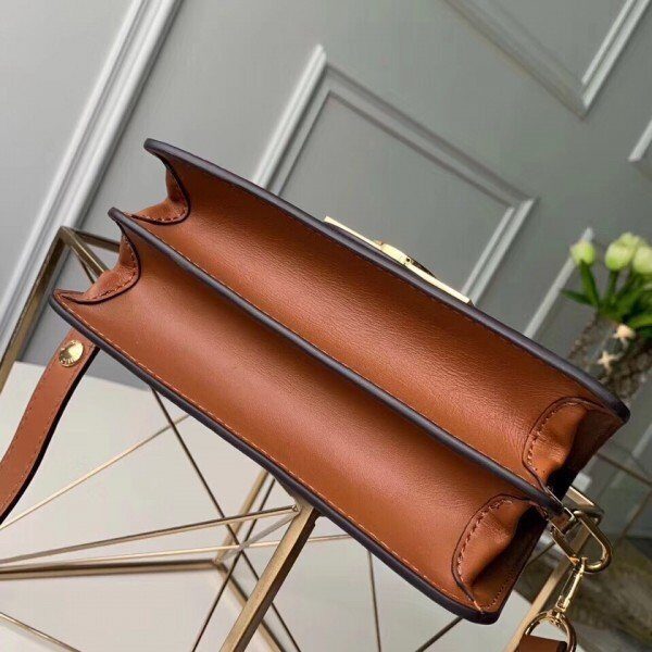 m53806-4.jpg m53806-4.jpg