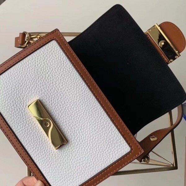 m53806-5.jpg m53806-5.jpg