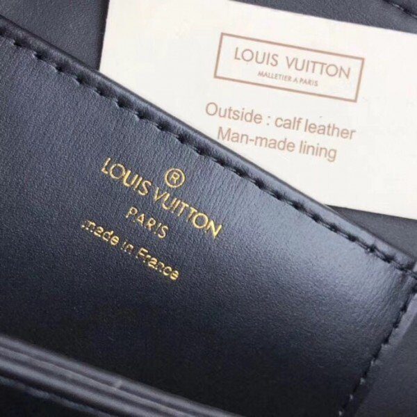 m53821-7.jpg m53821-7.jpg