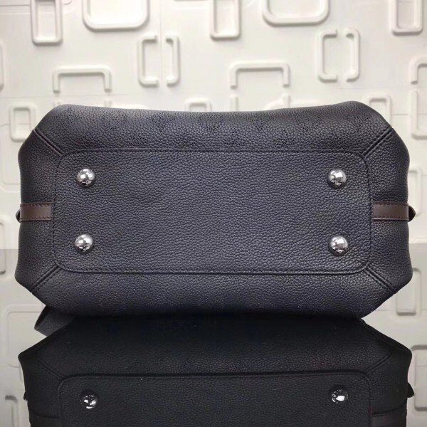 m54671-3.jpg m54671-3.jpg