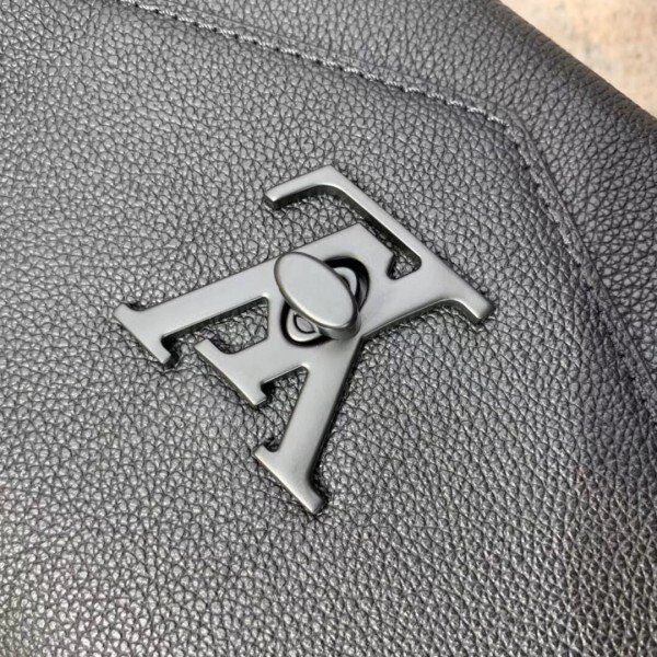 m55848-5.jpg m55848-5.jpg