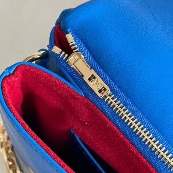 m80743-8.jpg m80743-8.jpg