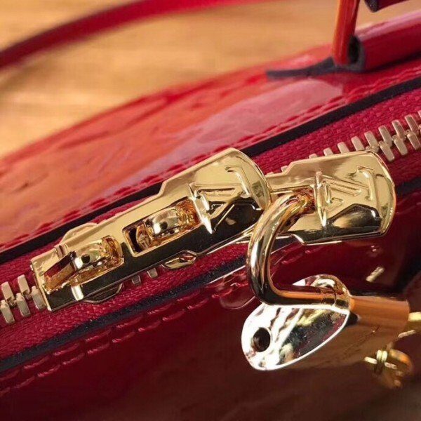 m90174-3.jpg m90174-3.jpg