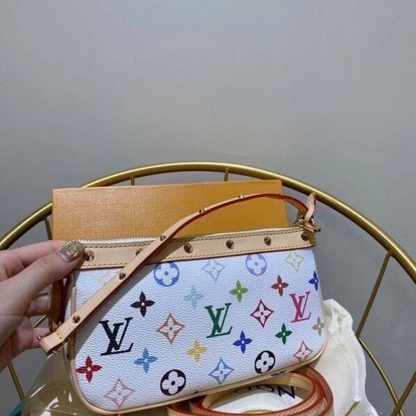 m92649-2.jpg m92649-2.jpg