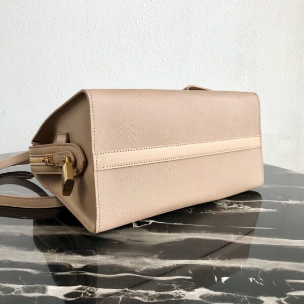 6532541aa4c4e.jpg 6532541aa4c4e.jpg