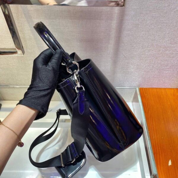 653259a7e7cc1.jpg 653259a7e7cc1.jpg